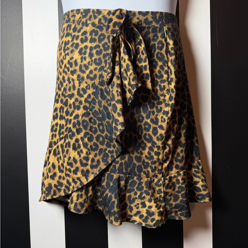 NWOT ASOS Leopard Print Faux Wrap Skater Skirt w/ Ruffle Detail - SZ 14 US